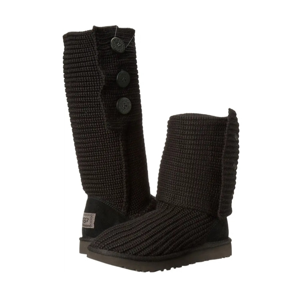 Black classic cardy II knit sweater ugg boots